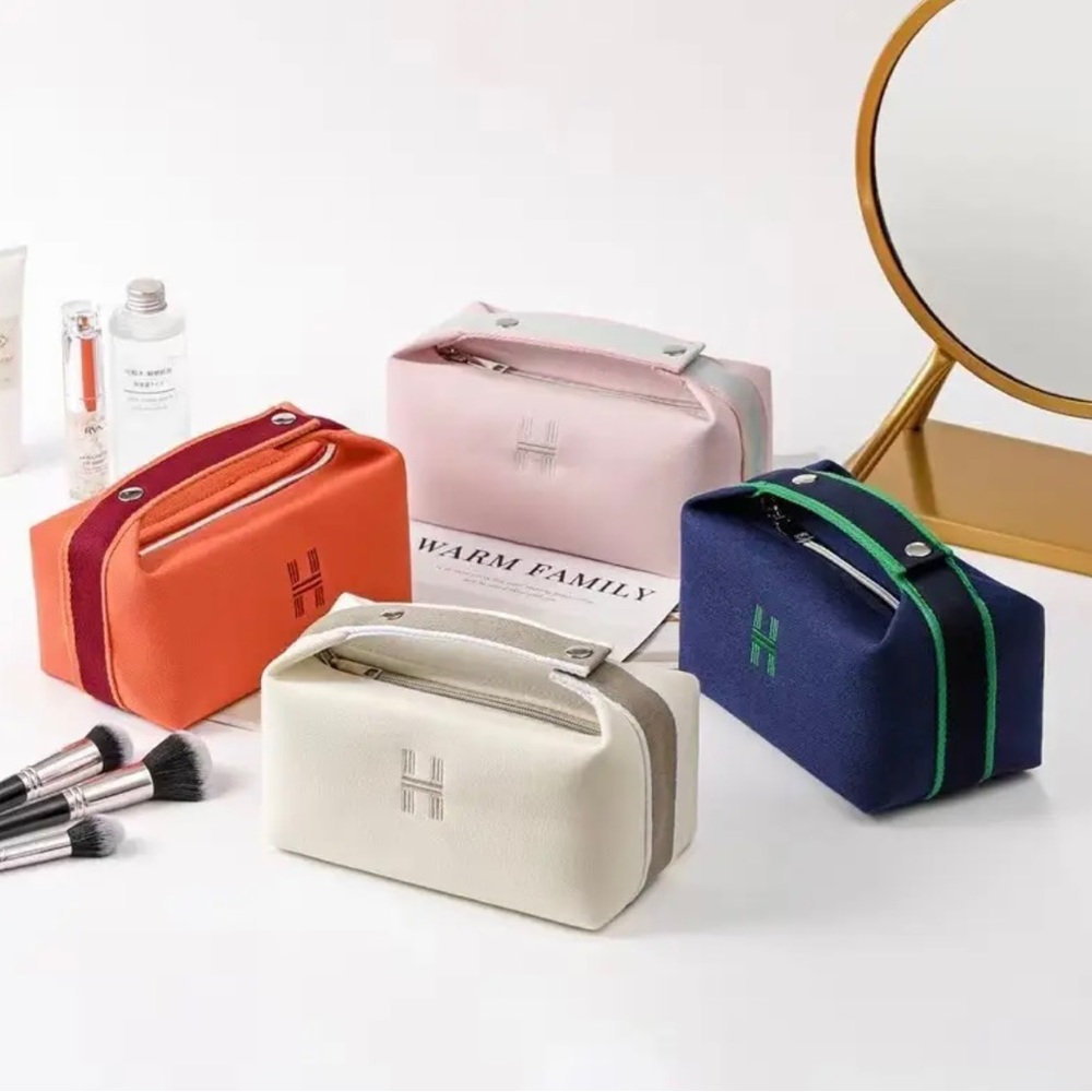 Ships today! Last Orange One! - Canvas Hermes Style Bride-A-Brac Brand New